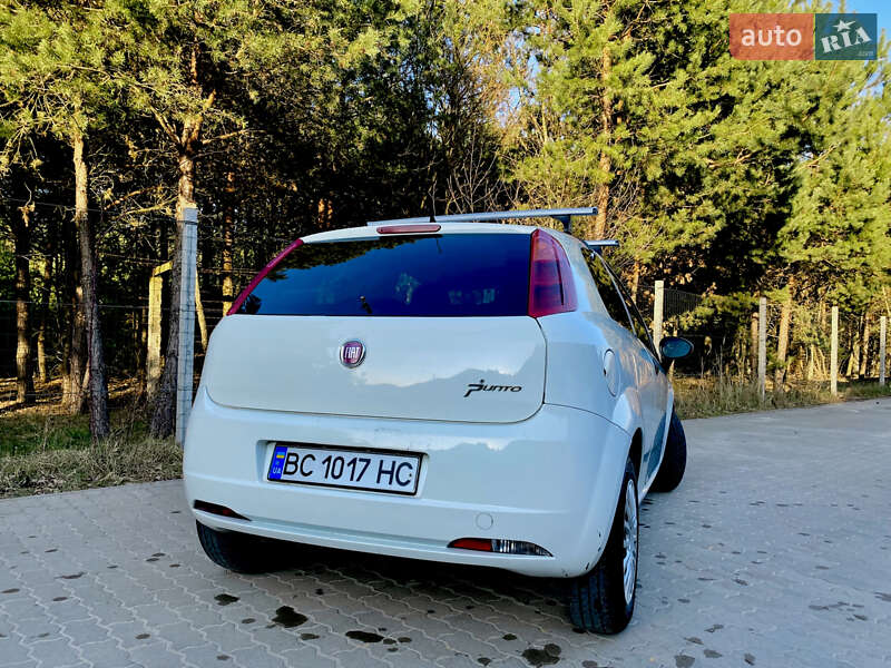 Хэтчбек Fiat Punto 2010 в Брюховичах фото 4 Хэтчбек Fiat Punto 2010 в Брюховичах