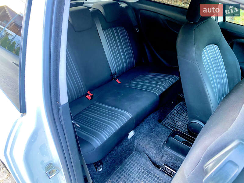 Хэтчбек Fiat Punto 2010 в Брюховичах фото 12 Хэтчбек Fiat Punto 2010 в Брюховичах