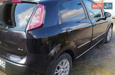 Хетчбек Fiat Punto 2010 в Чернігові