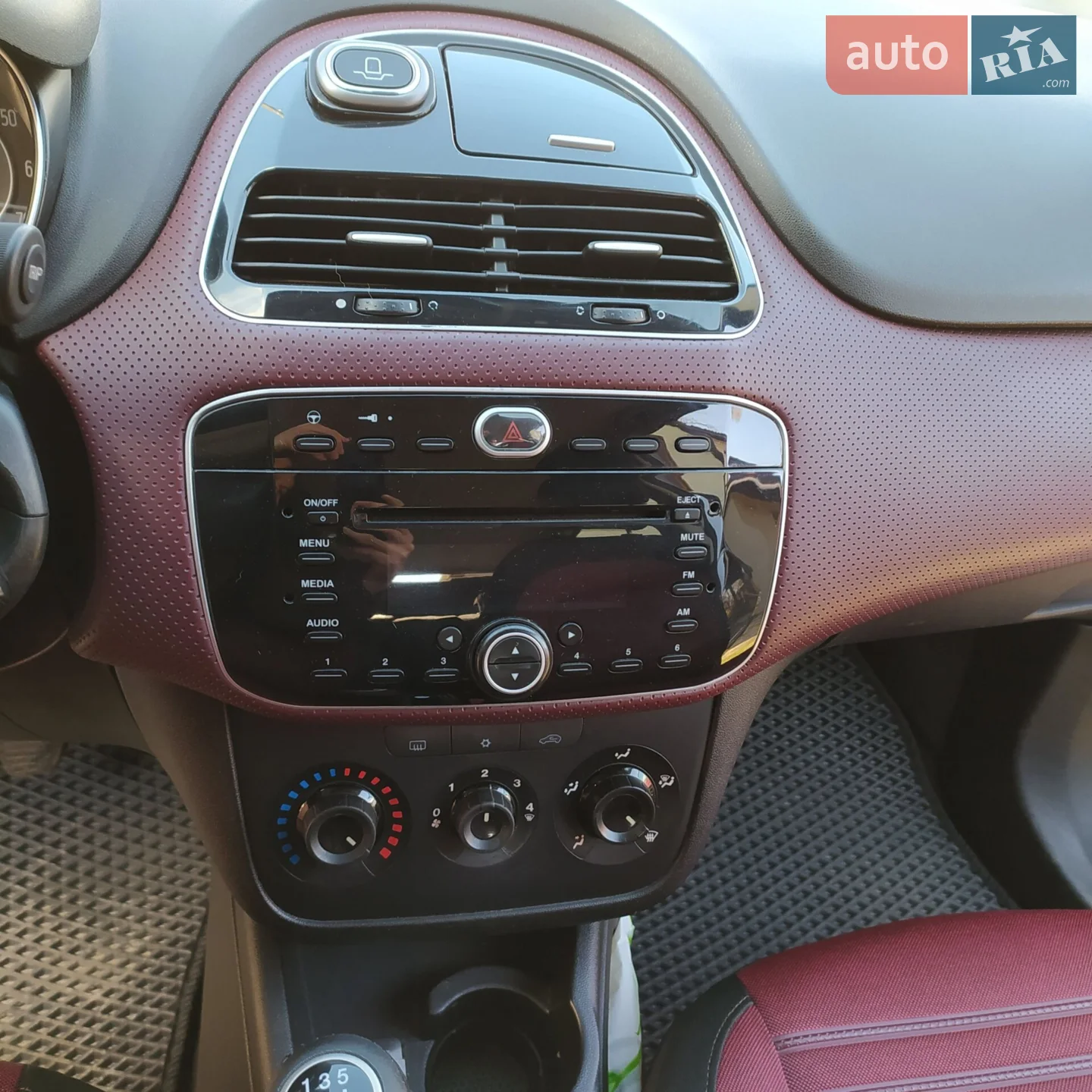 2010 Fiat Punto - мініатюра 9