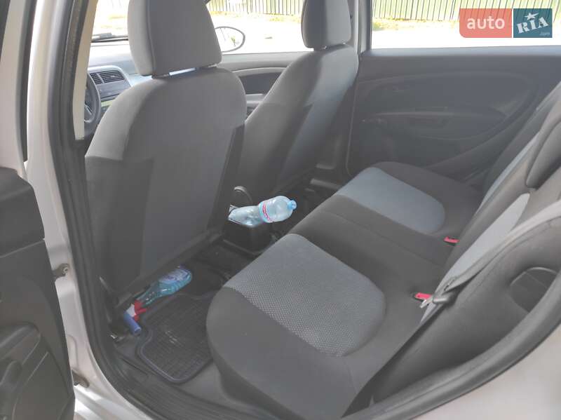 Хэтчбек Fiat Punto 2010 в Херсоне фото 3 Хэтчбек Fiat Punto 2010 в Херсоне