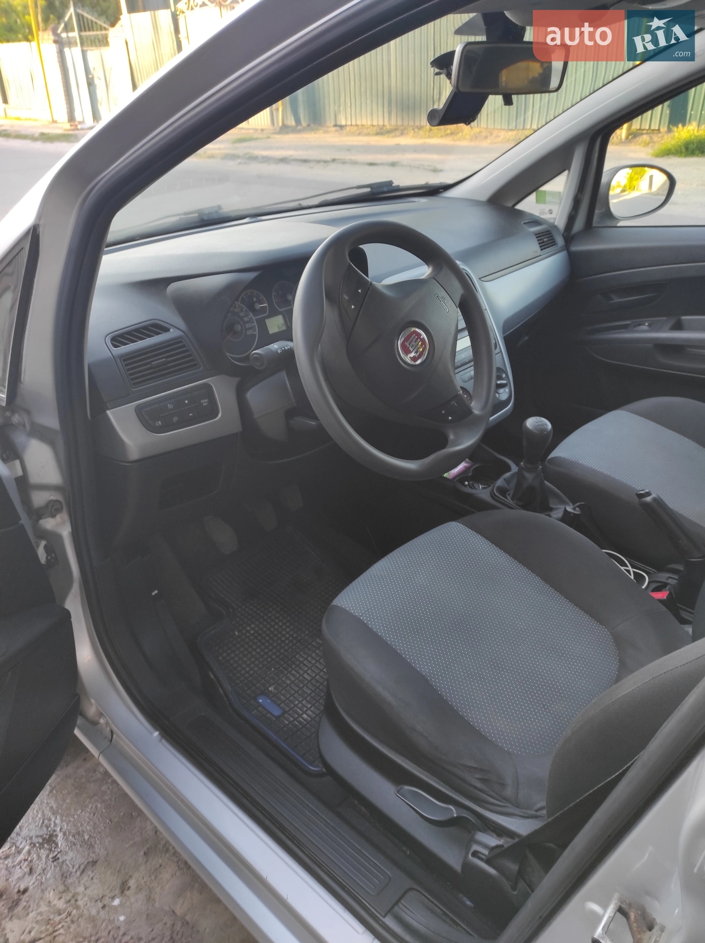 2010 Fiat Punto - мініатюра 4