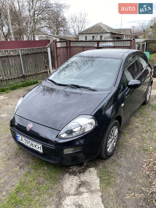 Хэтчбек Fiat Punto 2014 в Черкассах