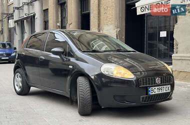 Хэтчбек Fiat Punto 2009 в 