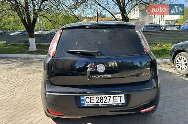 Хэтчбек Fiat Punto 2010 в 