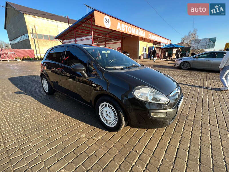 Хэтчбек Fiat Punto 2011 в Крыжополе
