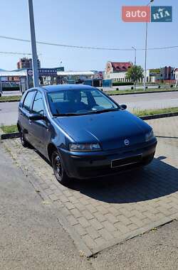 Хэтчбек Fiat Punto 2001 в Хусте