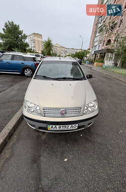 Хетчбек Fiat Punto 2011 в 