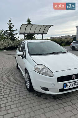 Хетчбек Fiat Punto 2010 в 