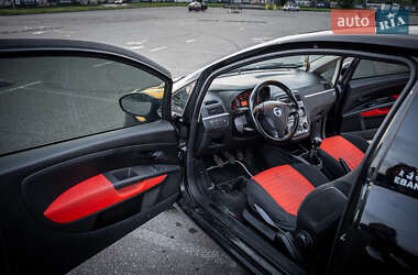 Хэтчбек Fiat Punto 2006 в 