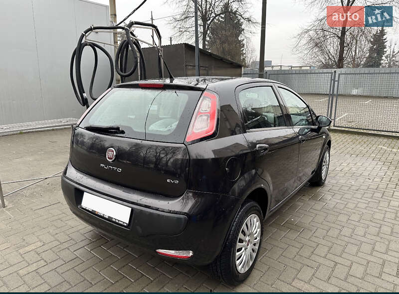 Хэтчбек Fiat Punto 2011 в Львове