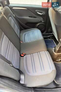 Хэтчбек Fiat Punto 2010 в 