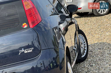 Хэтчбек Fiat Punto 2009 в 
