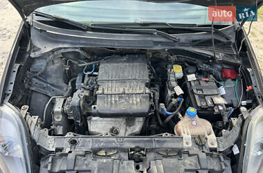 Хэтчбек Fiat Punto 2014 в 