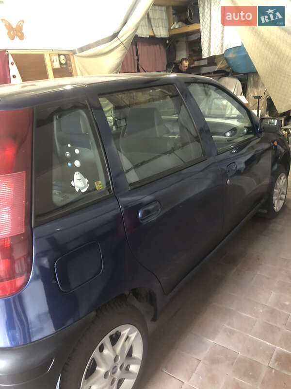 Хэтчбек Fiat Punto 1994 в Житомире