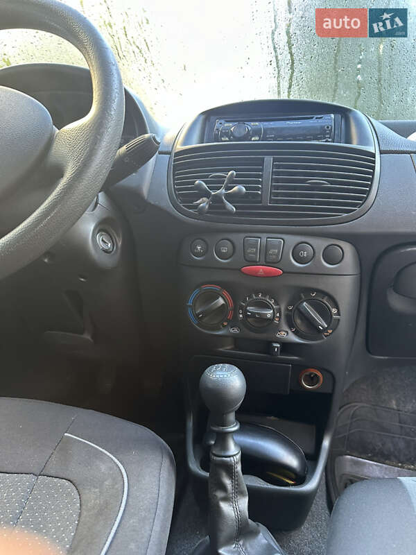 Хэтчбек Fiat Punto 2007 в Киеве
