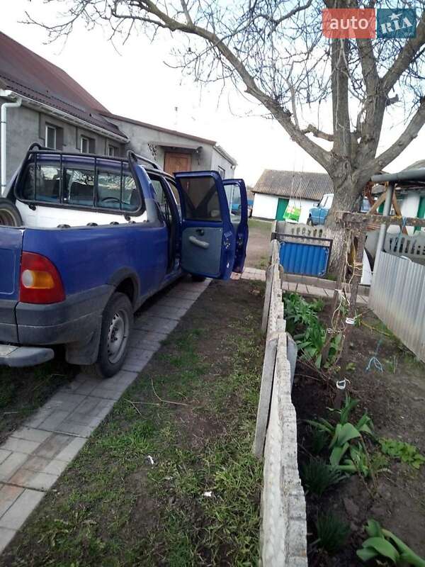 Хэтчбек Fiat Punto 2001 в Обухове
