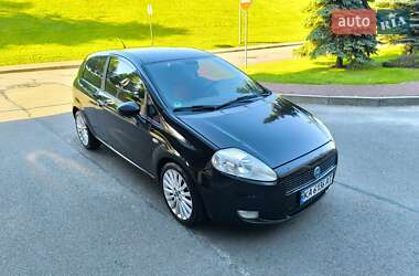 Хэтчбек Fiat Punto 2006 в 