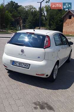 Хэтчбек Fiat Punto 2013 в 