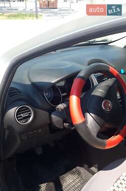 Хэтчбек Fiat Punto 2013 в 