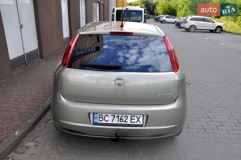 Хетчбек Fiat Punto 2007 в Львові
