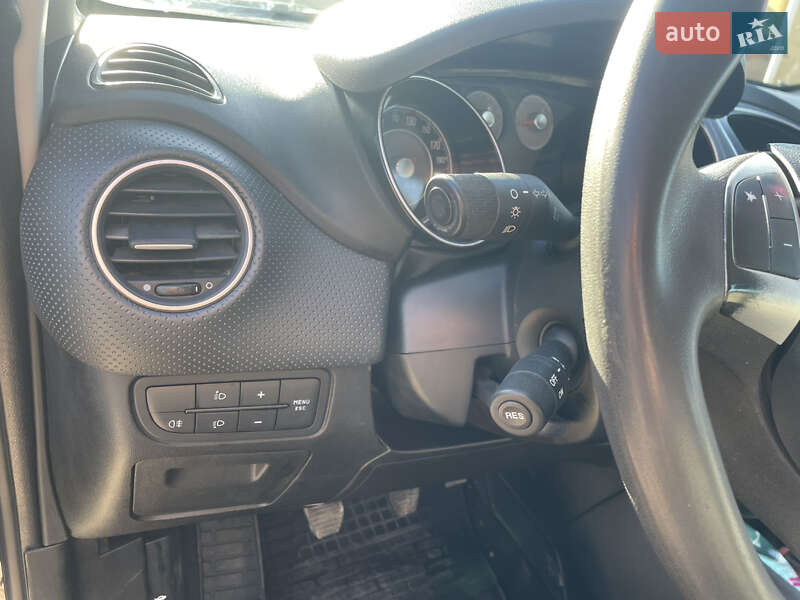 Хетчбек Fiat Punto 2010 в Львові