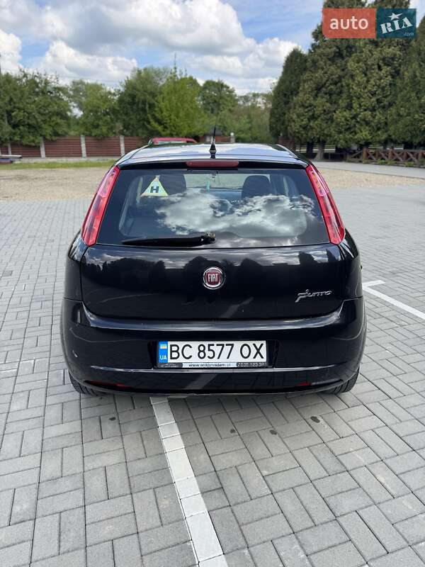 Хэтчбек Fiat Punto 2009 в Самборе