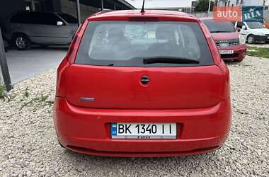 Хэтчбек Fiat Punto 2007 в 