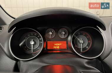 Хэтчбек Fiat Punto 2009 в 