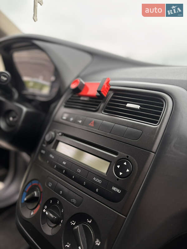 Хэтчбек Fiat Punto 2008 в Стрые