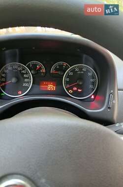 Хэтчбек Fiat Punto 2010 в 