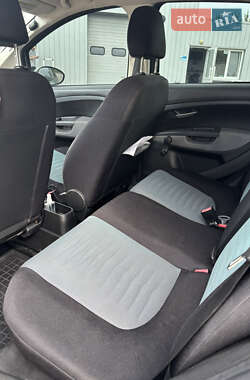 Хэтчбек Fiat Punto 2008 в 
