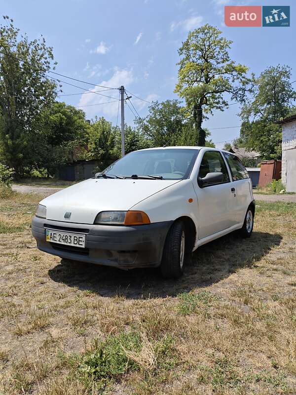 Хэтчбек Fiat Punto 1993 в Днепре
