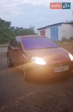Хэтчбек Fiat Punto 2008 в 