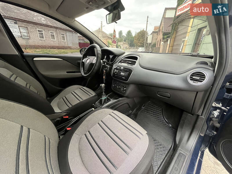 Хэтчбек Fiat Punto 2011 в Запорожье