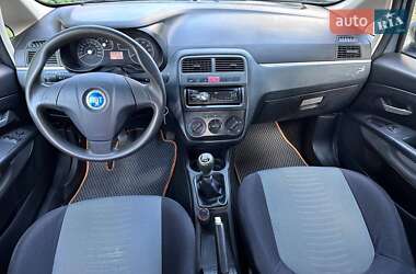 Хэтчбек Fiat Punto 2007 в 