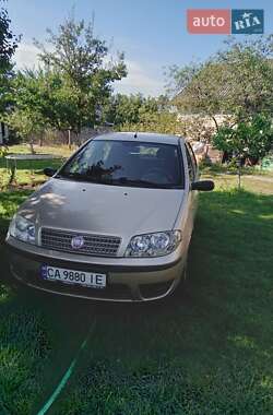 Хэтчбек Fiat Punto 2008 в Черкассах