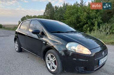 Хэтчбек Fiat Punto 2007 в Волочиске