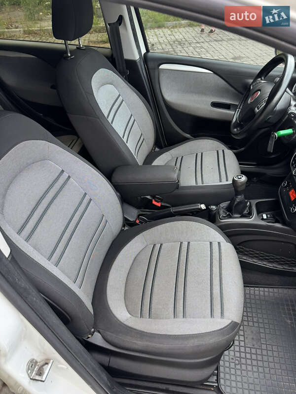 Хэтчбек Fiat Punto 2011 в Житомире фото 9 Хэтчбек Fiat Punto 2011 в Житомире