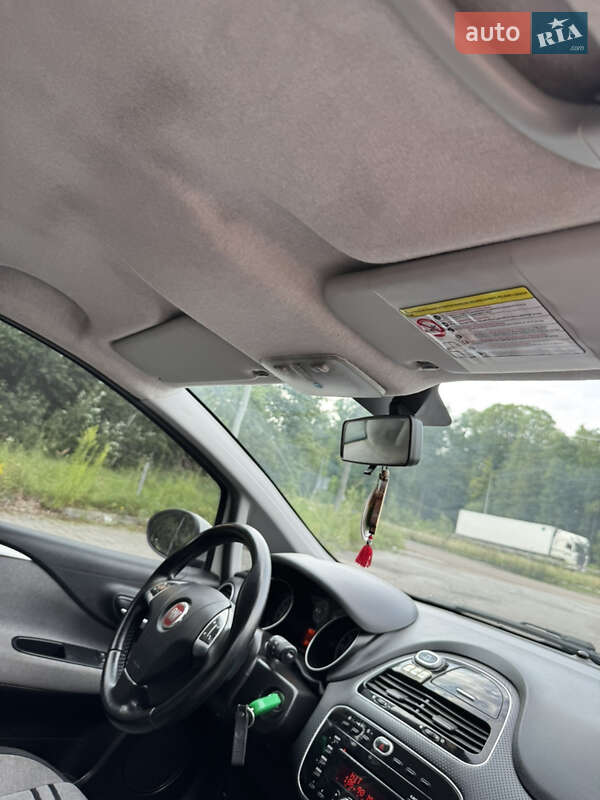 Хэтчбек Fiat Punto 2011 в Житомире фото 20 Хэтчбек Fiat Punto 2011 в Житомире