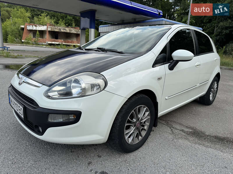 Хэтчбек Fiat Punto 2011 в Житомире фото 28 Хэтчбек Fiat Punto 2011 в Житомире