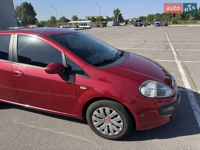 Хетчбек Fiat Punto 2011 в Кременчуці