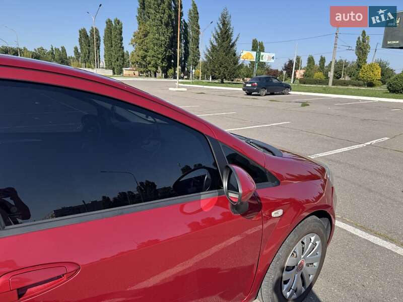 Хетчбек Fiat Punto 2011 в Кременчуці