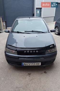 Хэтчбек Fiat Punto 2001 в Калуше