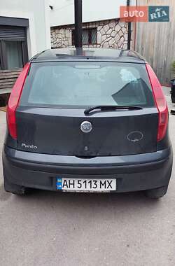 Хэтчбек Fiat Punto 2001 в 