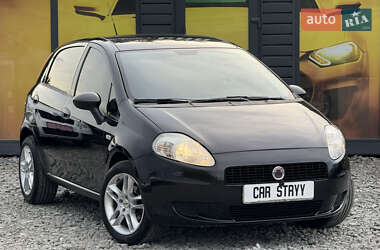 Хэтчбек Fiat Punto 2009 в 