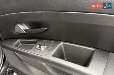 Хэтчбек Fiat Punto 2009 в 