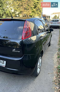 Хэтчбек Fiat Punto 2007 в 