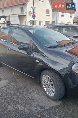 Хэтчбек Fiat Punto 2009 в 