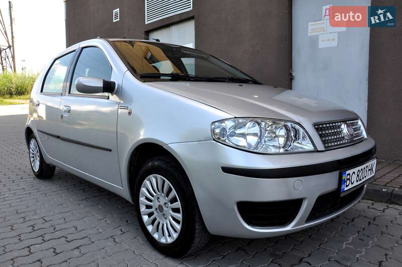 Хетчбек Fiat Punto 2009 в Львові